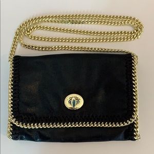 Steve Madden, suede texture, crossbody.